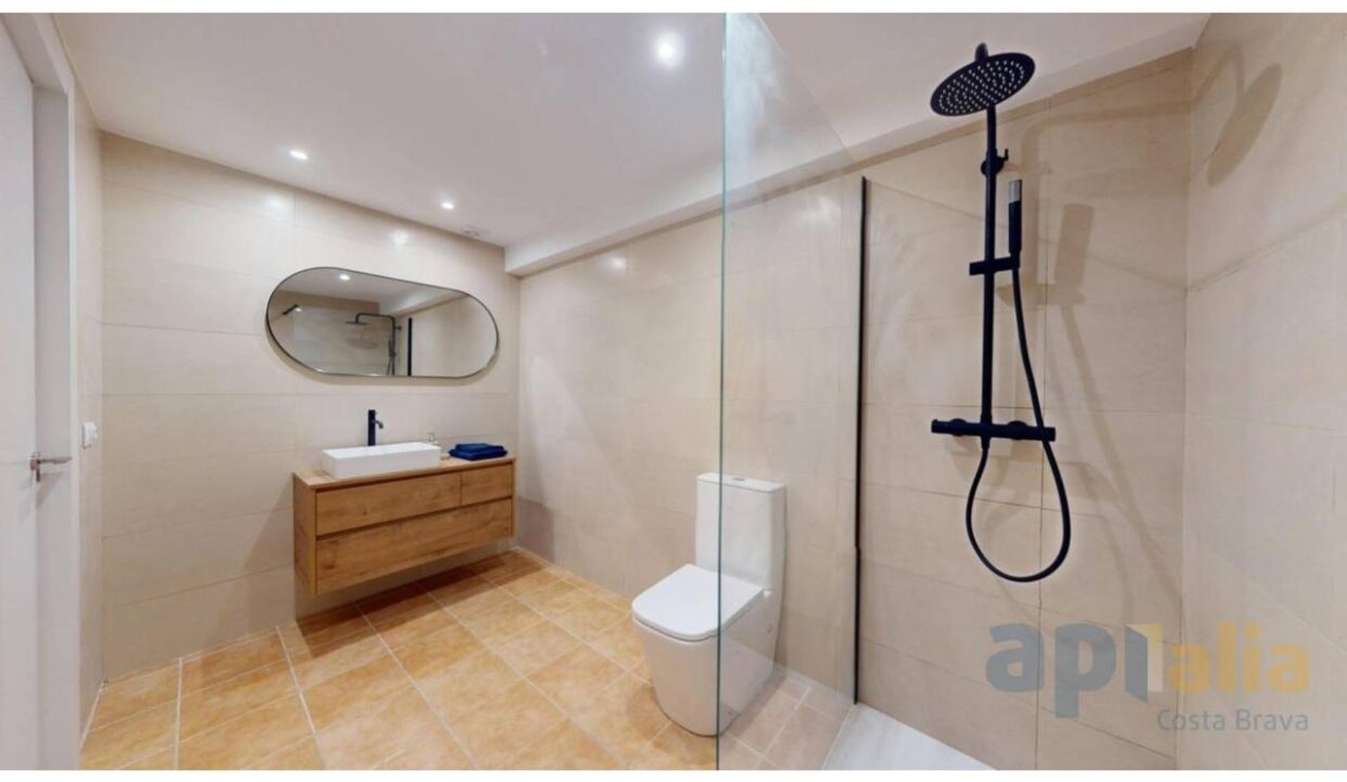 995275_58343964210_1991bb75-88b2-4d78-ac48-f16c7ab1f562