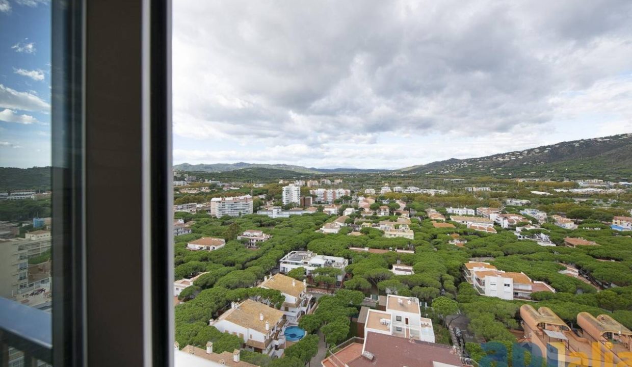 995275_59171885033_2b8de77e-97c1-4e2e-b88e-bae54675f67d