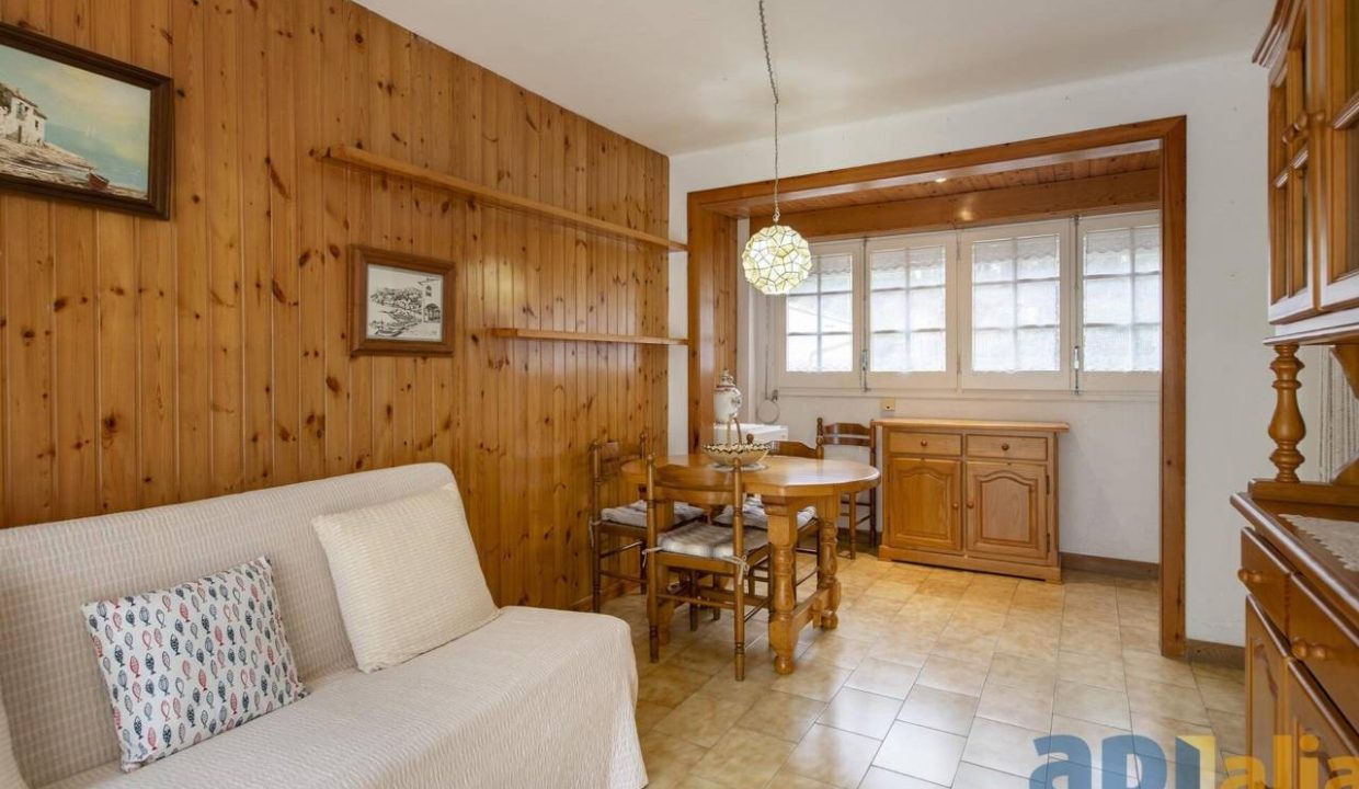 995275_59181158128_d6458adc-b18b-4a21-b1be-ecbbf41a1ef2