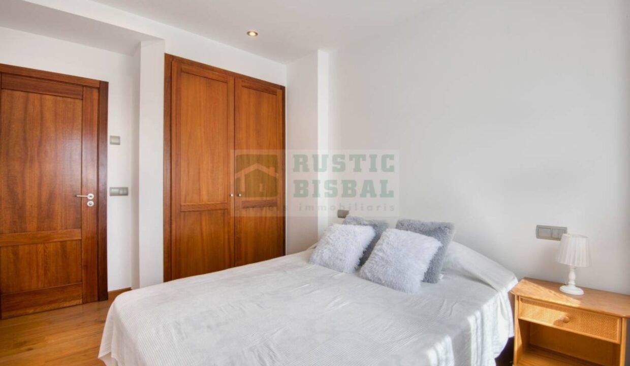 995275_59190696719_0c8a3840-42d3-408b-9d64-39385dca969a