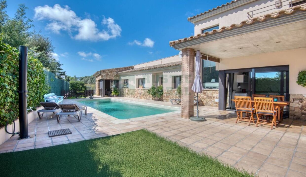 995275_59190696719_948f5c7d-ff2c-4aac-8385-f6d4e6c31f29