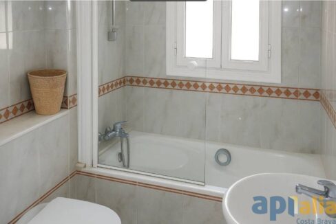 995275_59217293906_1a148393-3803-465a-8aa1-f92657864b56