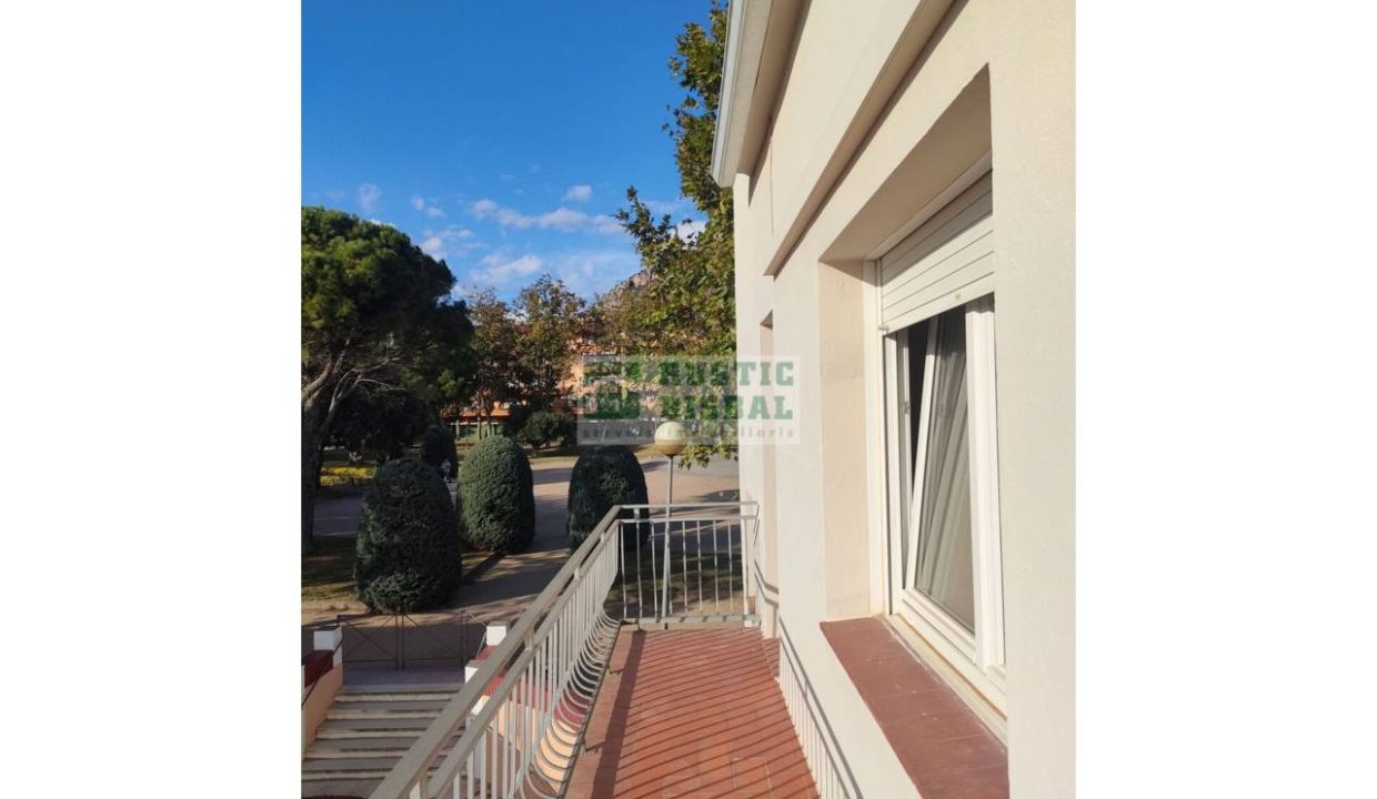 995275_59228137058_22baea72-2a64-4a82-b51d-0e75bd2eb450