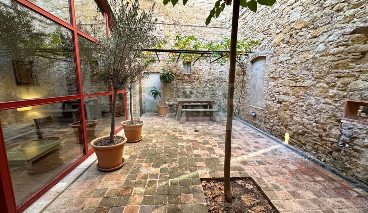 995275_59235191580_8aea4683-8c9c-43e6-b263-4e6104ebf671