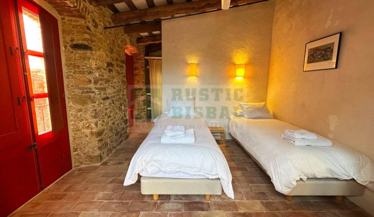 995275_59235191580_9d7d05ab-ddfe-47ed-bf41-606121c2d4ca