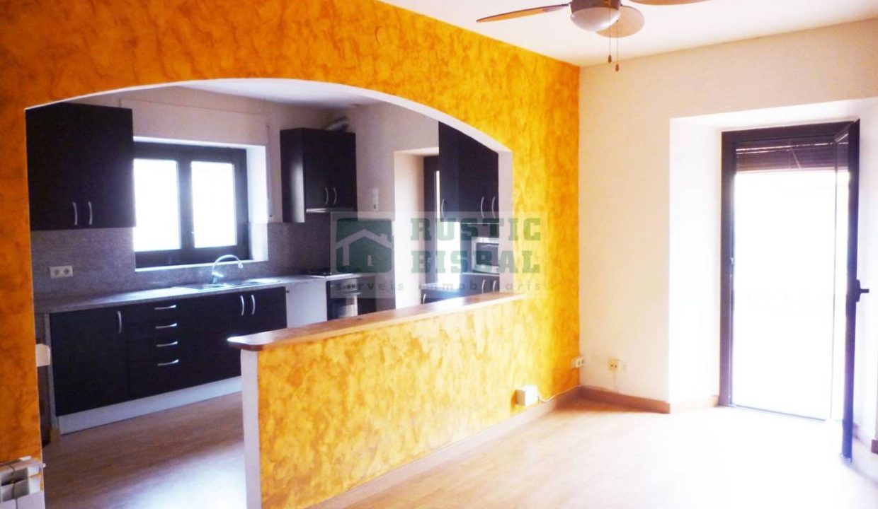 995275_76711328669_4_20170805133804