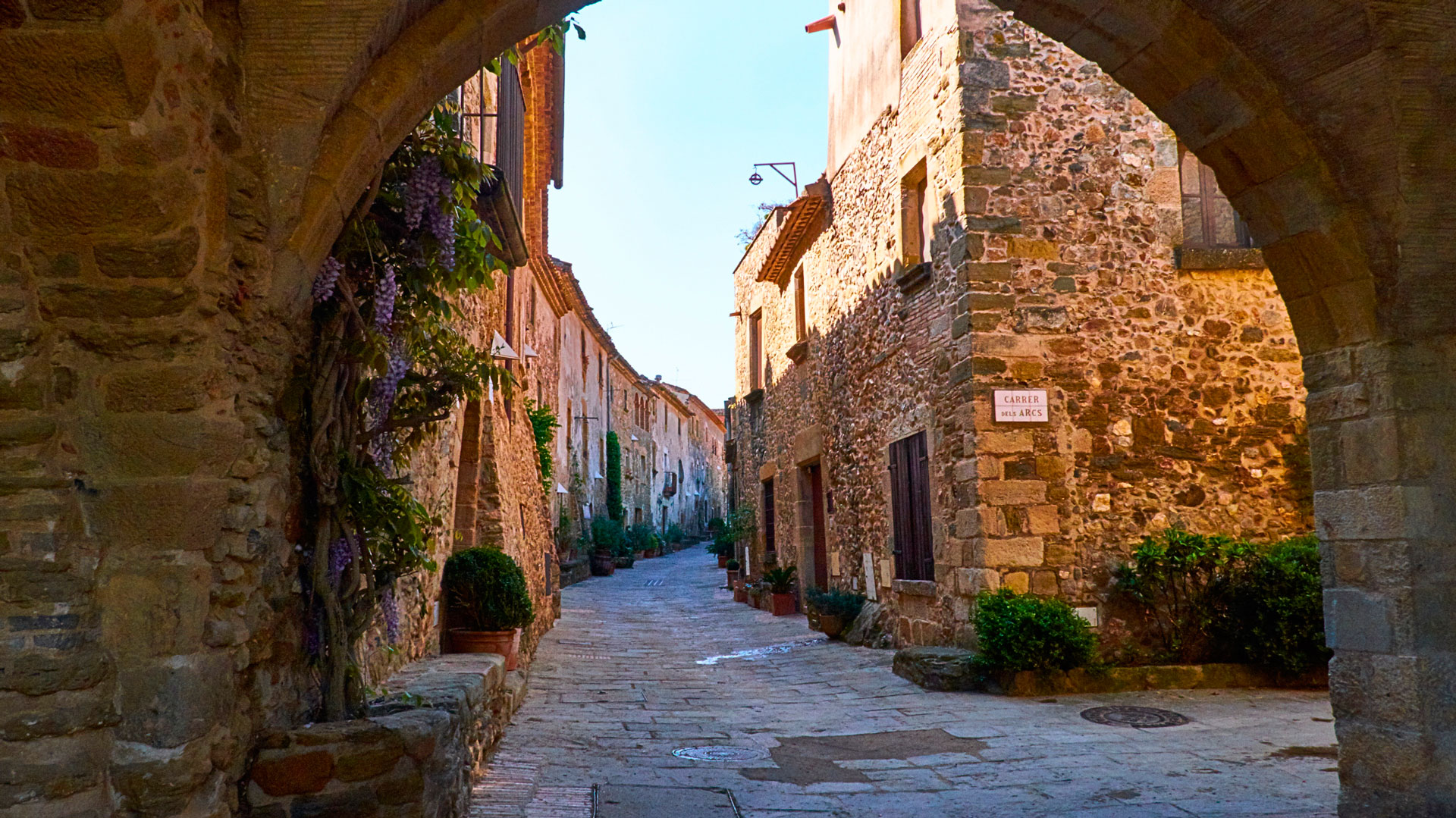 Comprar casa rústica en el Empordà: impuestos más bajos en 2025