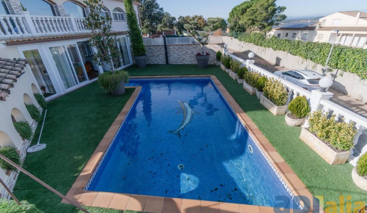 995275_60075515476_7_20251205113359855