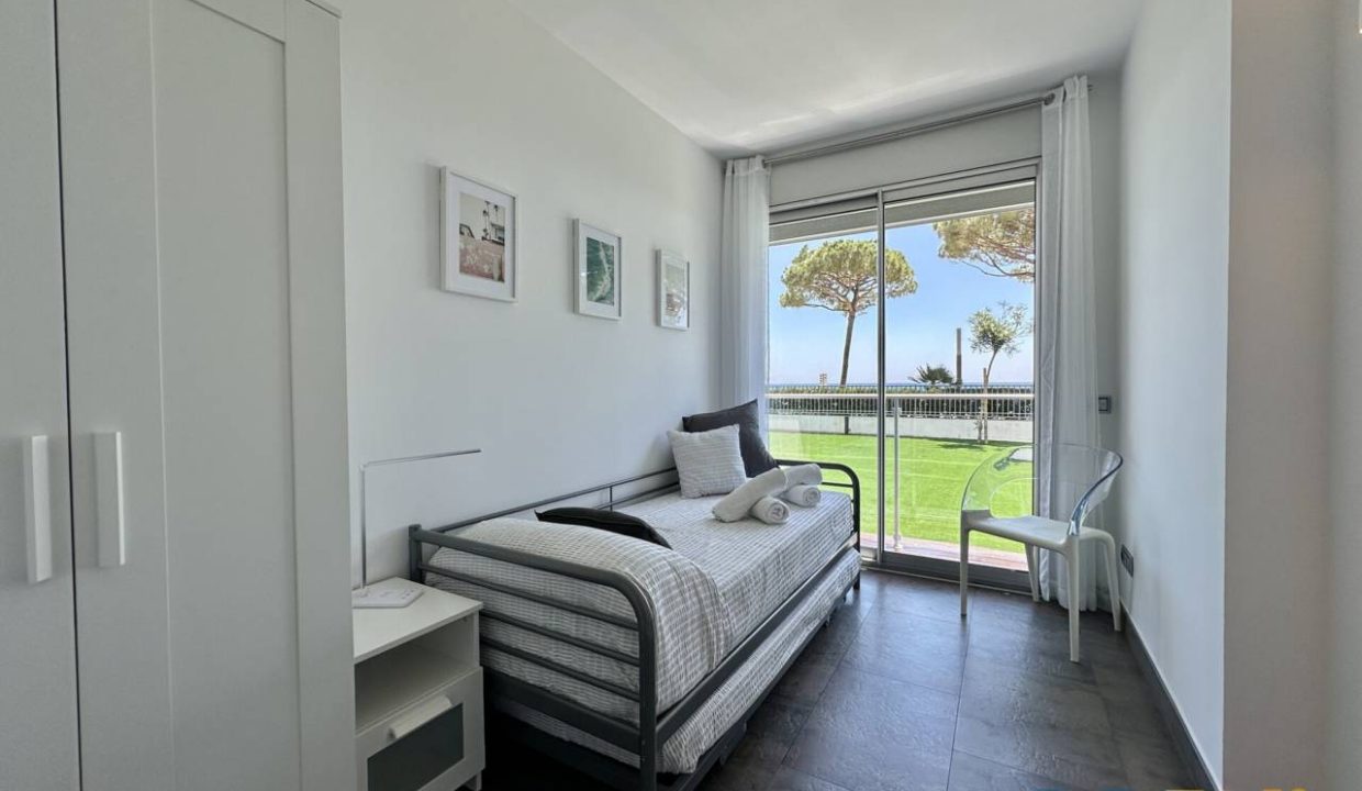 995275_60868496196_2fca28ec-e752-4a01-be2d-cc1ef79c1110