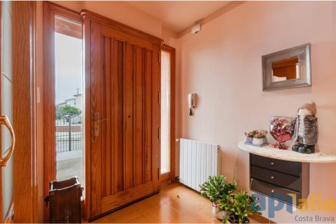 995275_60882693255_4a75fc3c-8fc2-4e5d-bcee-e4cc52376769