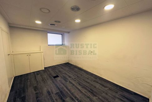 995275_20016808192_cd5637da-46b1-4343-88db-fd55c0d8e0f0