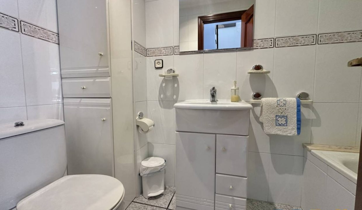 995275_63374958032_0670491d-7e0a-447f-83c7-6cc095b97a27