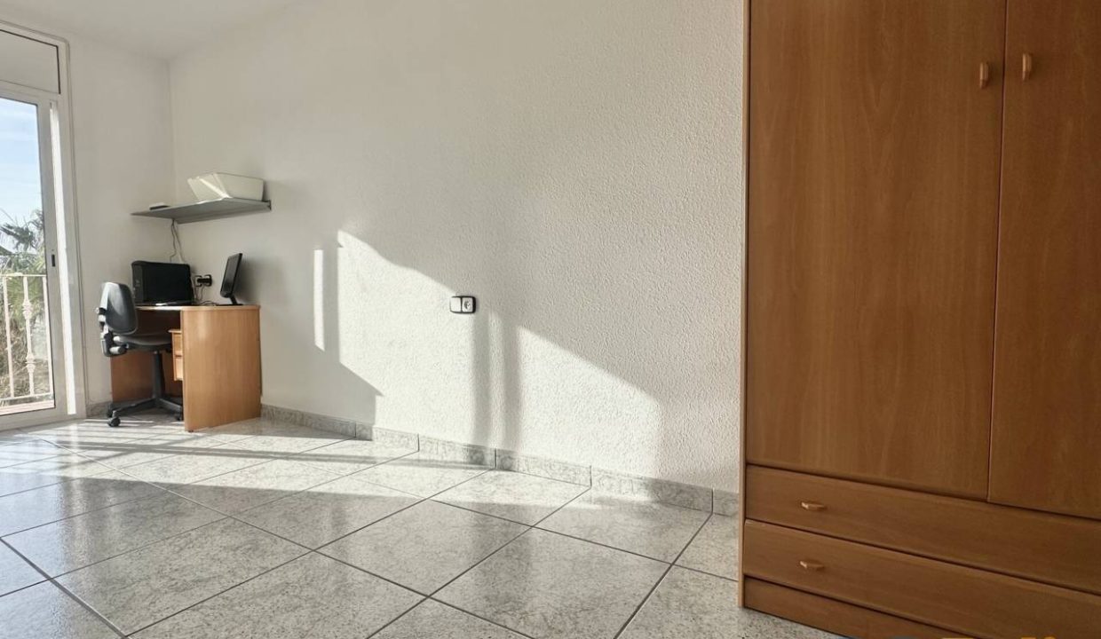 995275_63374958032_2d1bfa80-6e9b-4a90-8595-7fbfd7ba1183