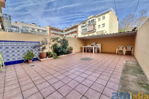 995275_63374958032_36b2f5ce-0df4-461f-874d-557ed70c0344