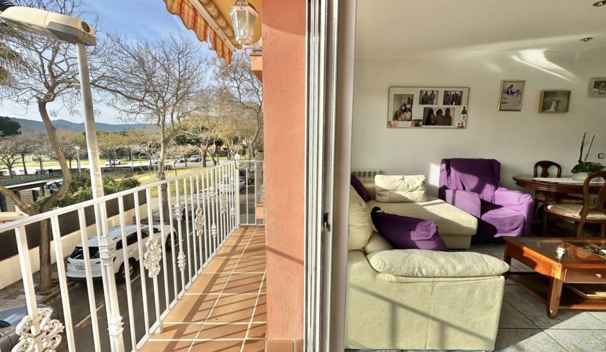 995275_63374958032_49fae4cc-799f-4728-8e16-54a6ca51551b