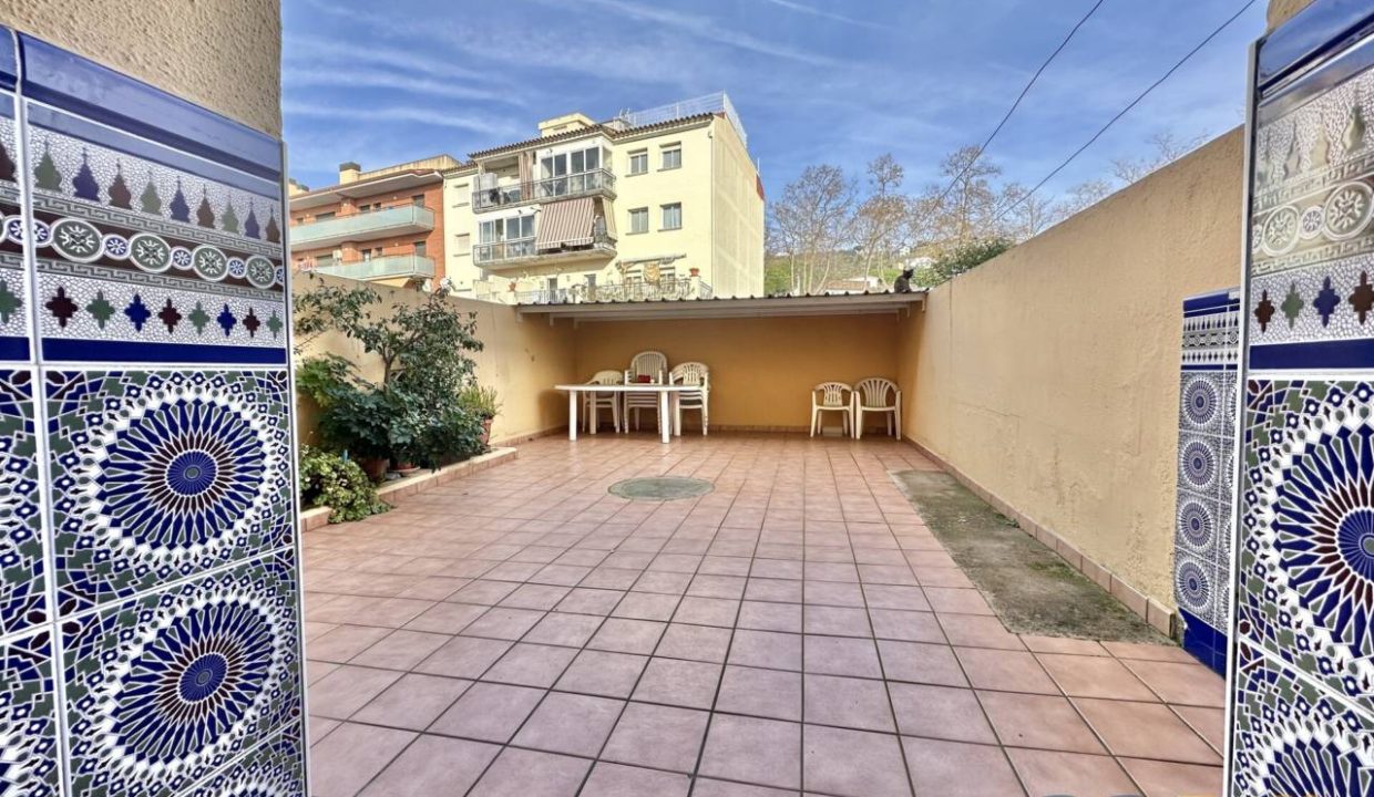 995275_63374958032_e9af4961-8dab-45a2-8321-9f8b061dfa48