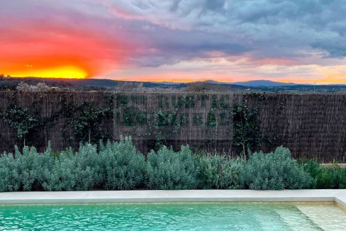 995275_63395583942_473fc03c-0f3a-45cc-835f-e52ef139660b