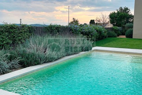 995275_63395583942_ecea38c8-4bd8-4255-8e96-3521ab59a89f