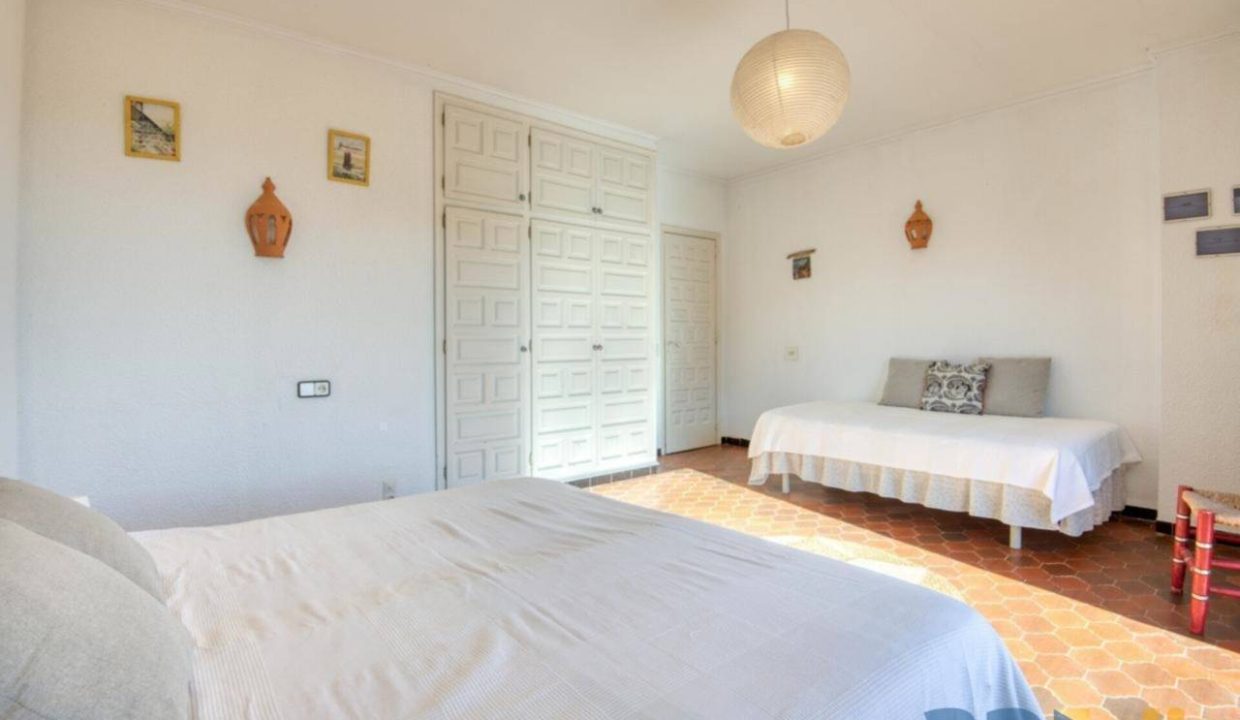 995275_63410154823_11221655-594a-4f68-86db-e0690812747f