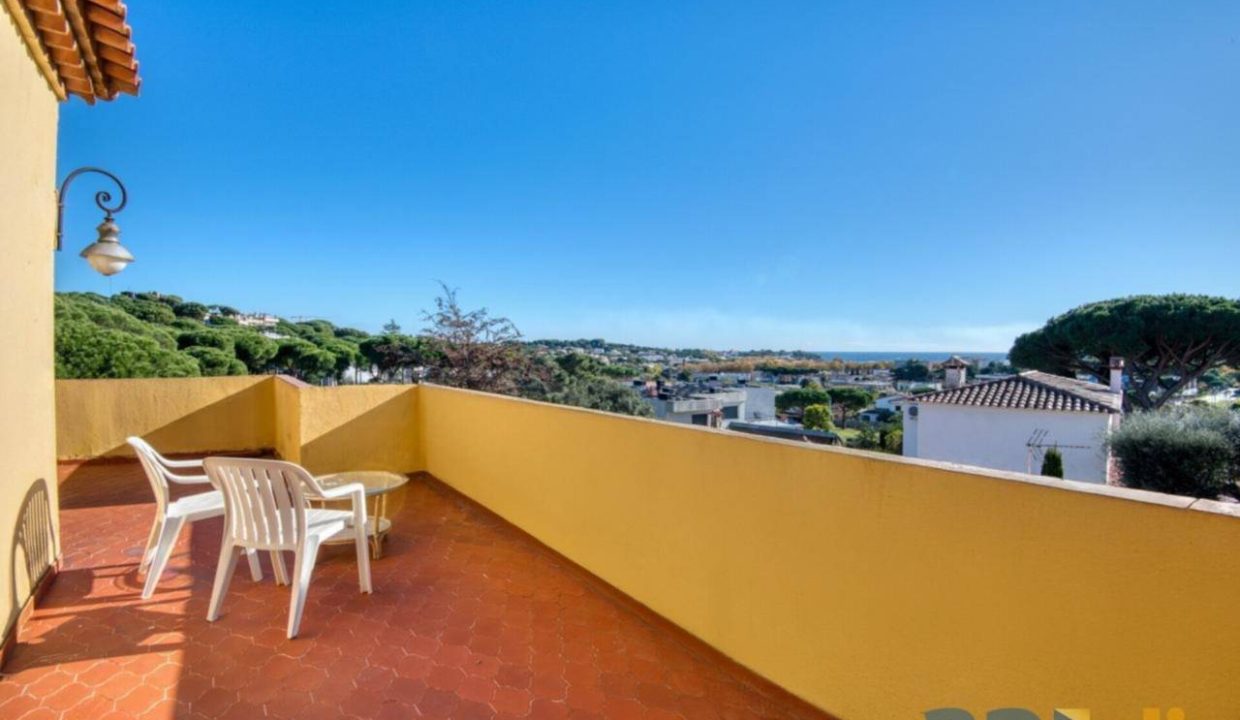 995275_63410154823_1617ada1-40dd-46ea-b075-255e912a28de