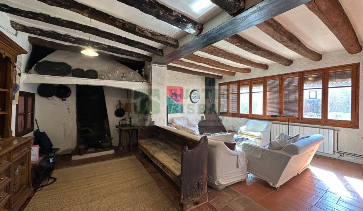 995275_63422334077_0fd8da79-3609-4bef-8853-1173d429ef49