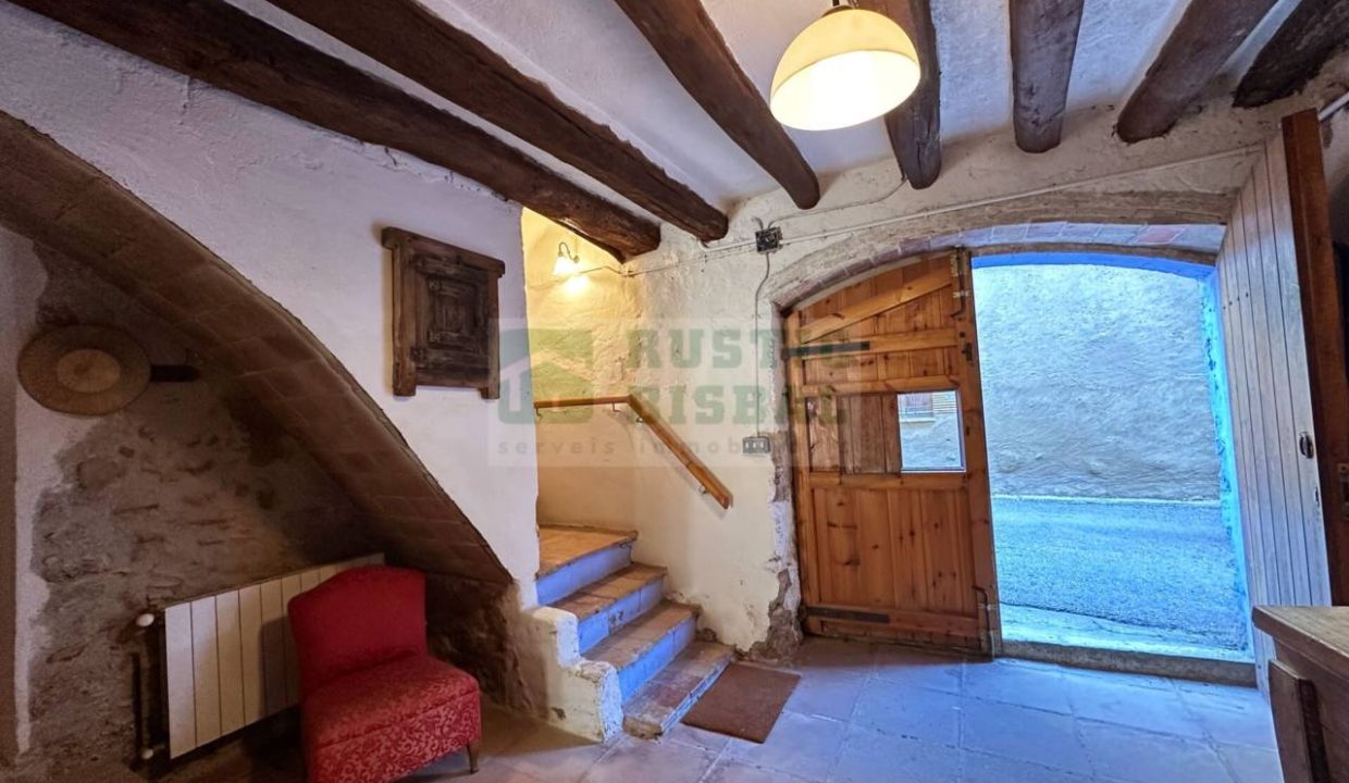 995275_63422334077_e41d2552-b34a-4c25-8ba3-31e717befc52