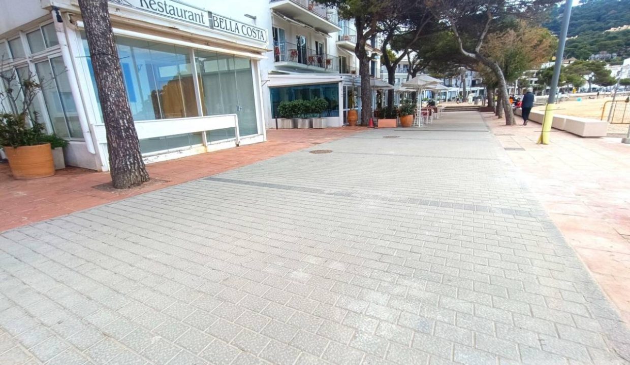 995275_64257746851_8f2f5082-20c0-4486-833e-57c6c6f52669